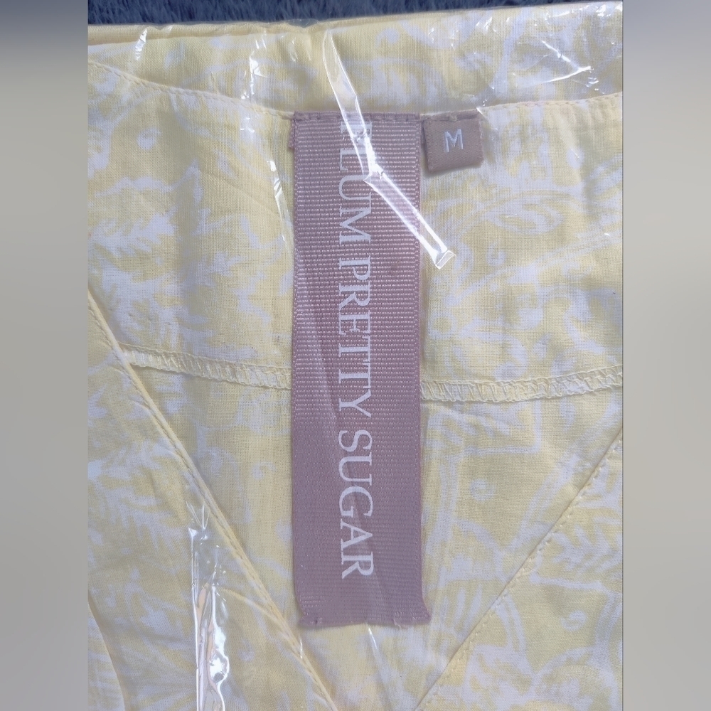*Plum Pretty Sugar Yellow Botanical Wrap Dress Knee Length Size M NWT - Picture 5 of 6